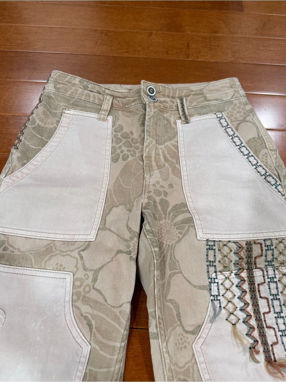Pilcro Cotton Blend Embroidered The Camp Wanderer Patchwork Pants Sz. 27 - Picture 5 of 7